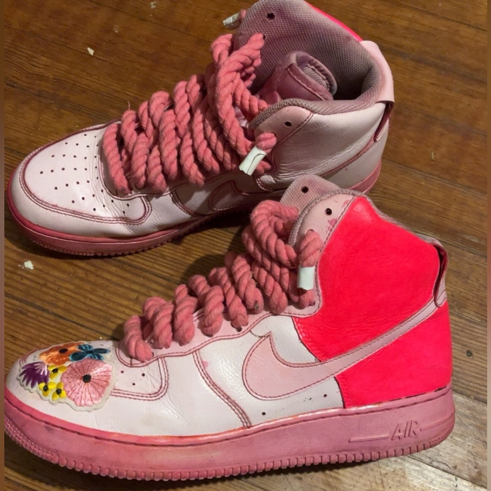 Custom AF1’s - Picture 2 of 4